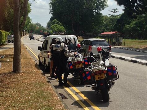 traffic police fines singapore.